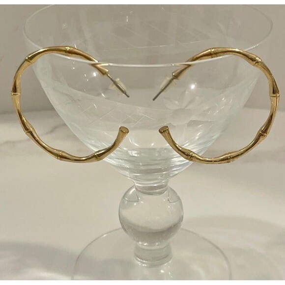 Large gold bamboo design hoop earrings - Picture 1 of 3
